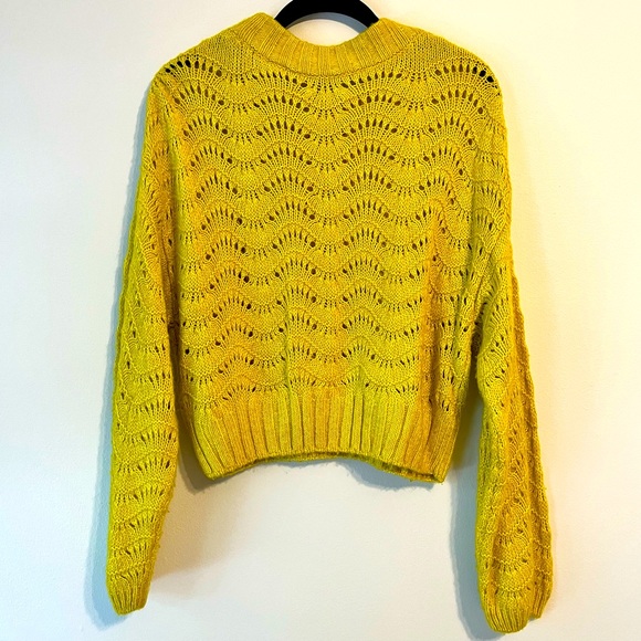 Cotton On Neon Crop Sweater Size S - Picture 3 of 3